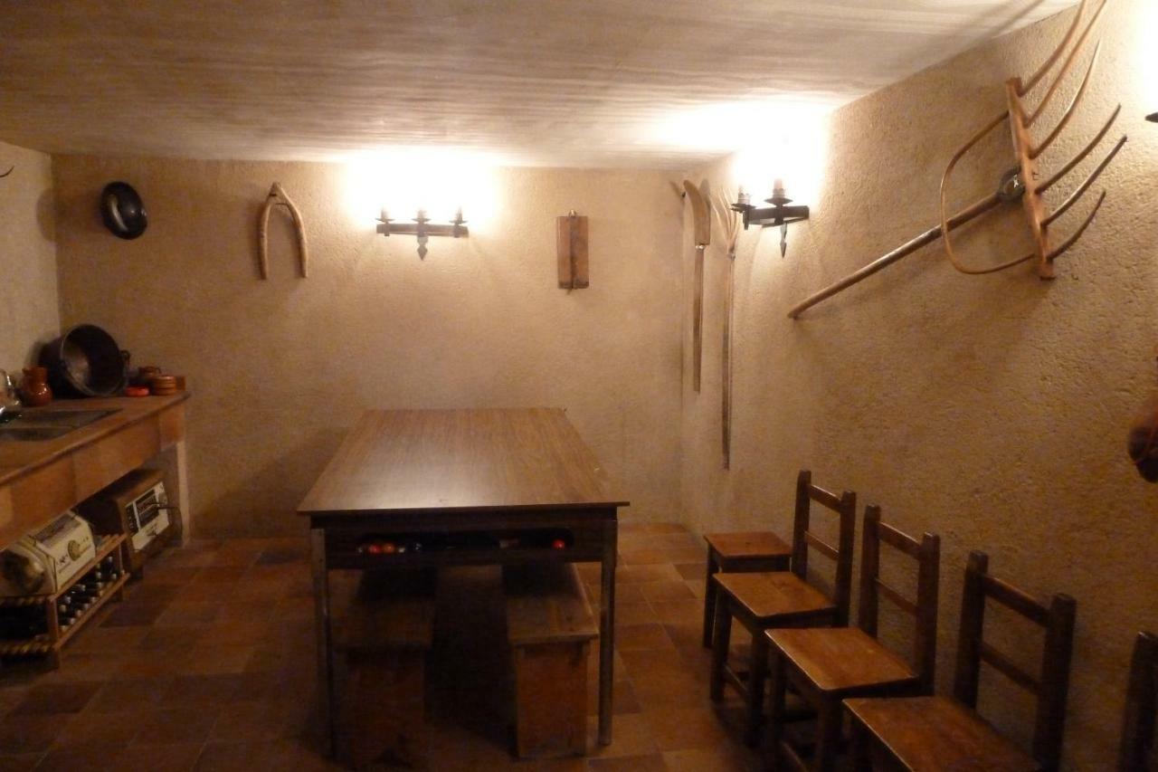 בית הארחה Bernuy de Porreros 	La Casa De Bernuy מראה חיצוני תמונה