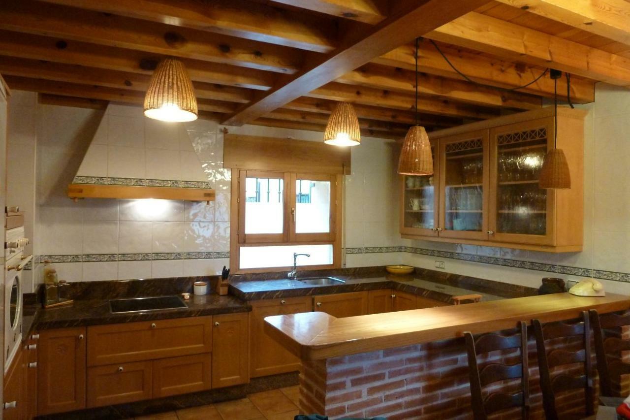 בית הארחה Bernuy de Porreros 	La Casa De Bernuy מראה חיצוני תמונה