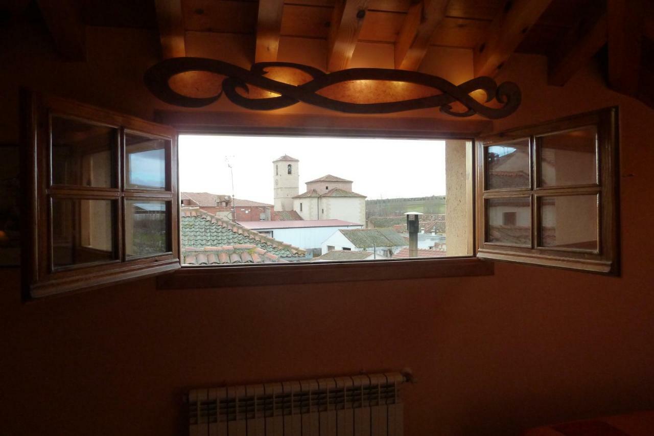 בית הארחה Bernuy de Porreros 	La Casa De Bernuy מראה חיצוני תמונה